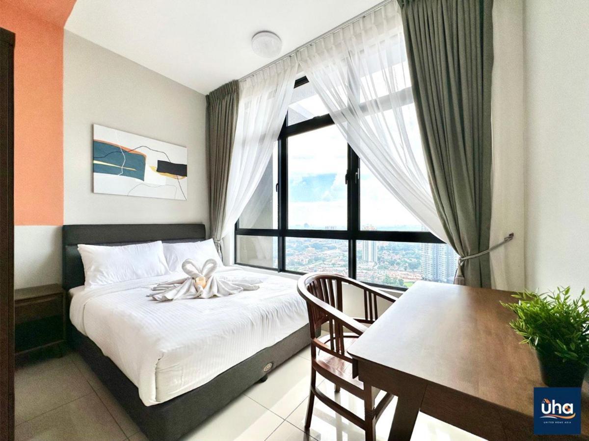 Apartment Twin Tower By Uha