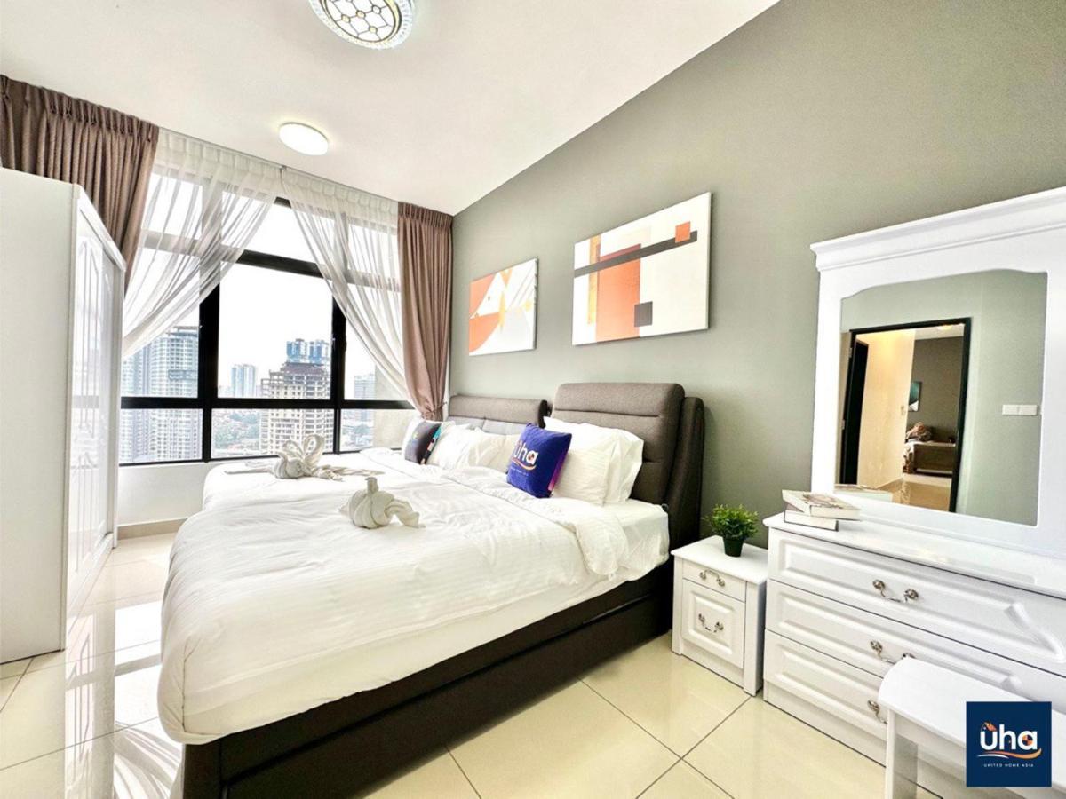 Apartment Twin Tower By Uha Johor Bahru